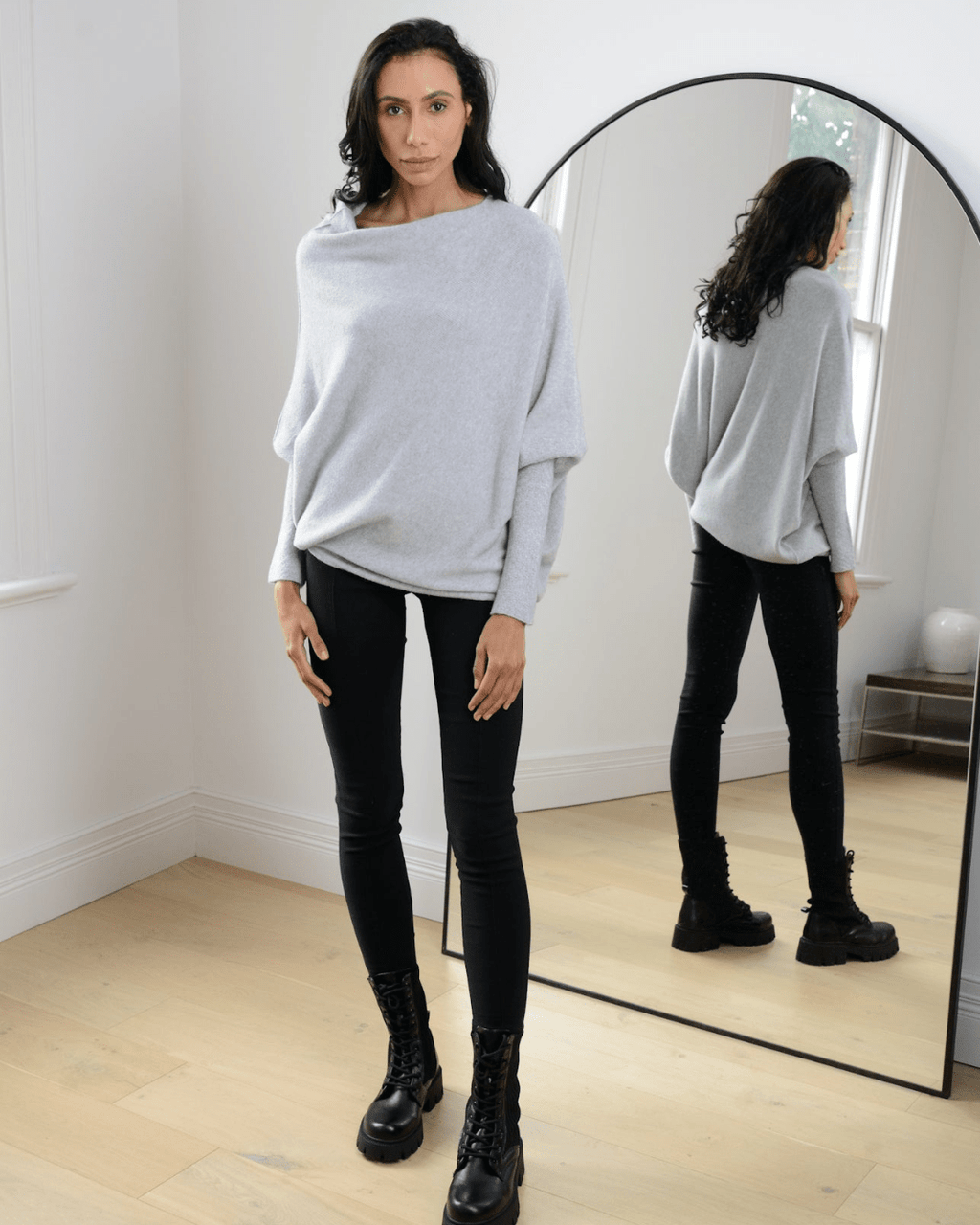 Relaxed Crew-Neck Jumper